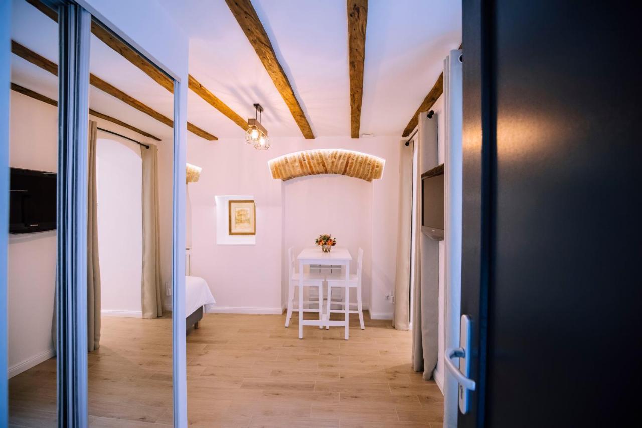 Chic Central Studio Σίμπιου Εξωτερικό φωτογραφία